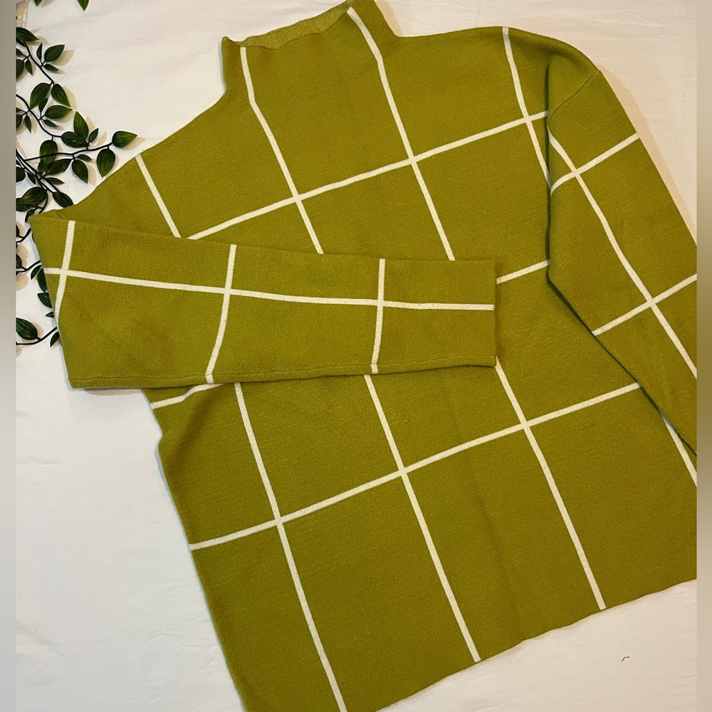 Green structured plaid sweater